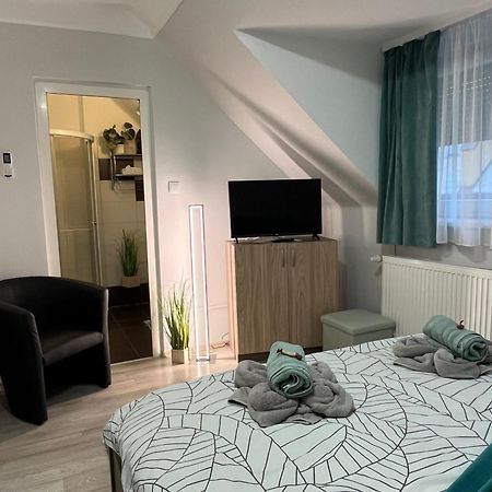 Oreo Apartman เอ็กเกอร์ ภายนอก รูปภาพ