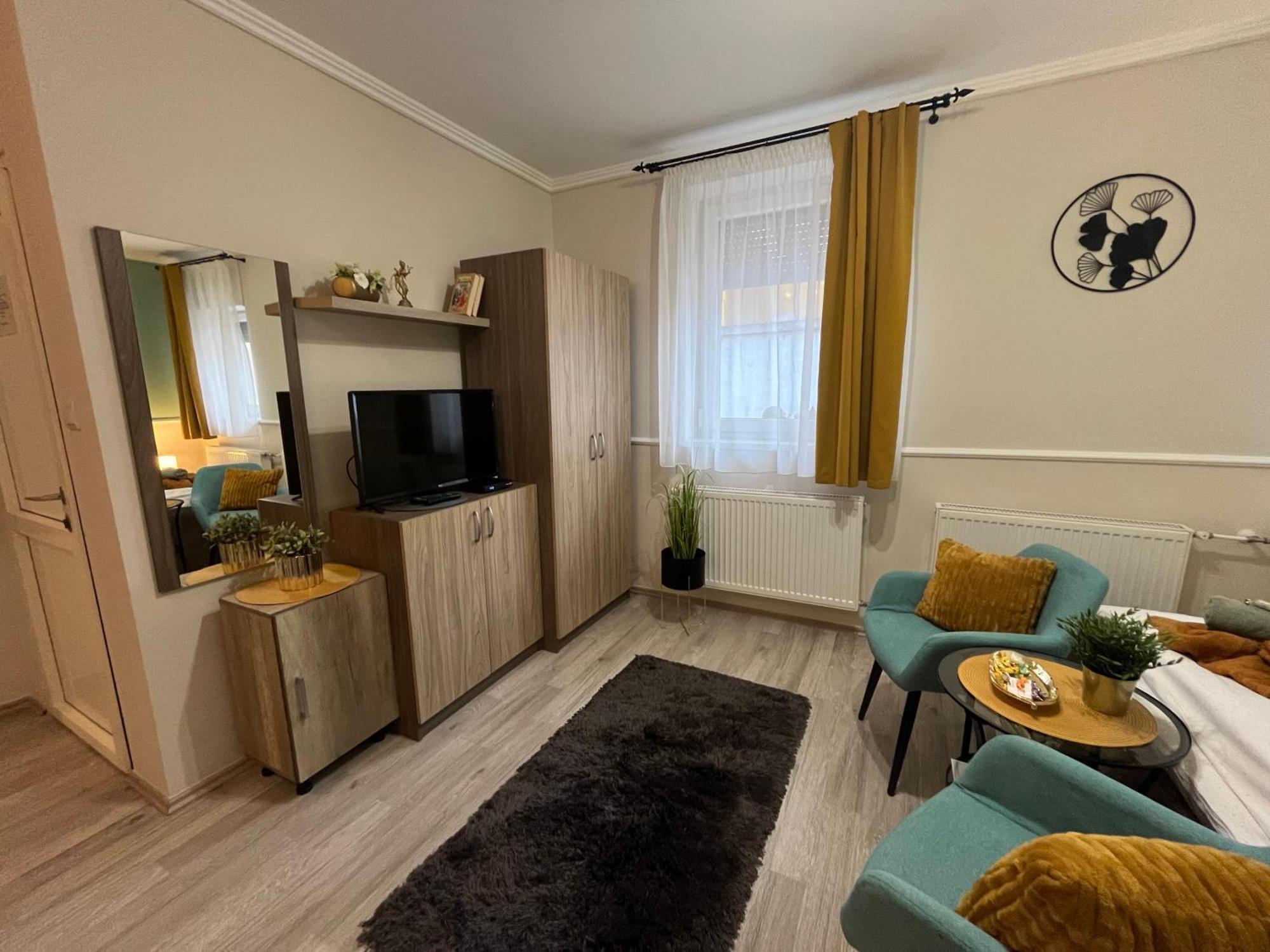 Oreo Apartman เอ็กเกอร์ ภายนอก รูปภาพ